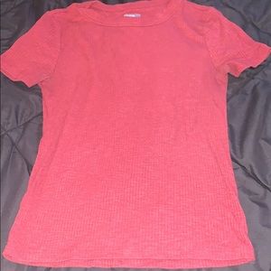 american eagle burgundy t-shirt
